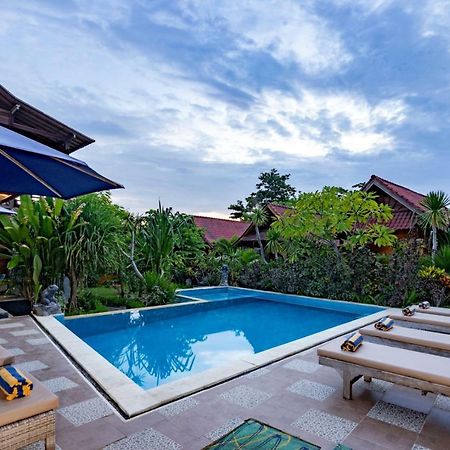 Dream Beach Inn Lembongan Exterior foto